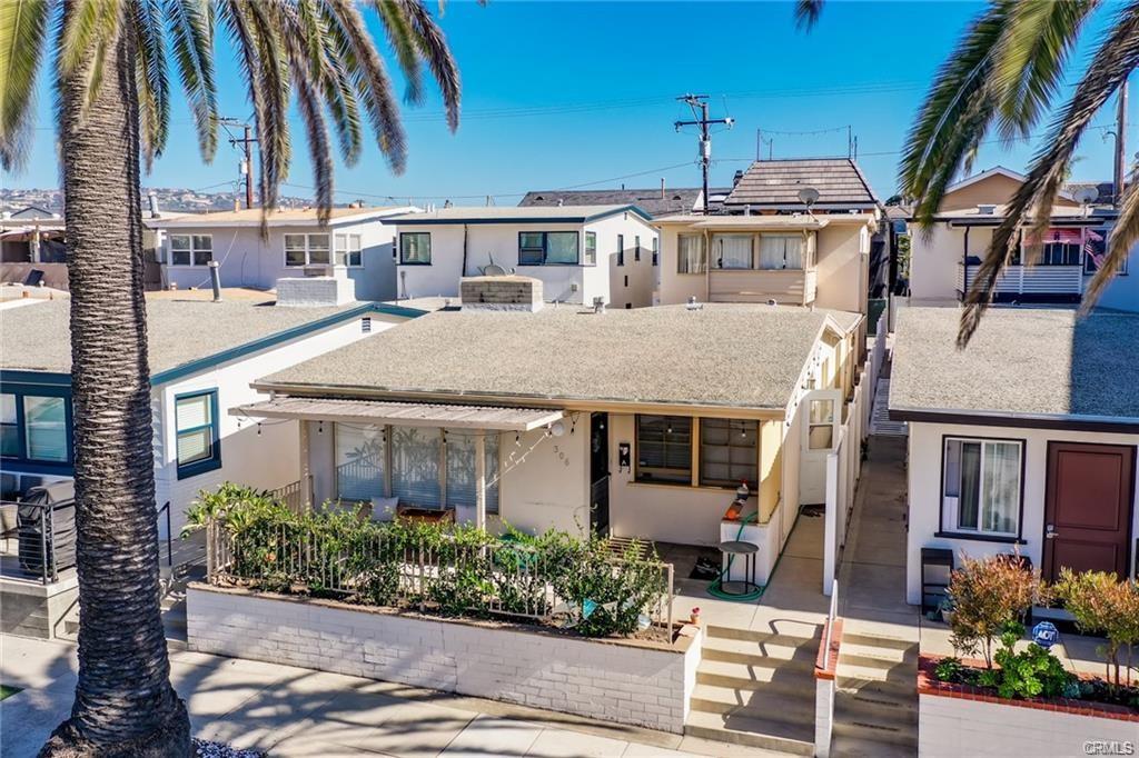 306 Marguerite Ave — existing 1950 triplex and Flower Streets block