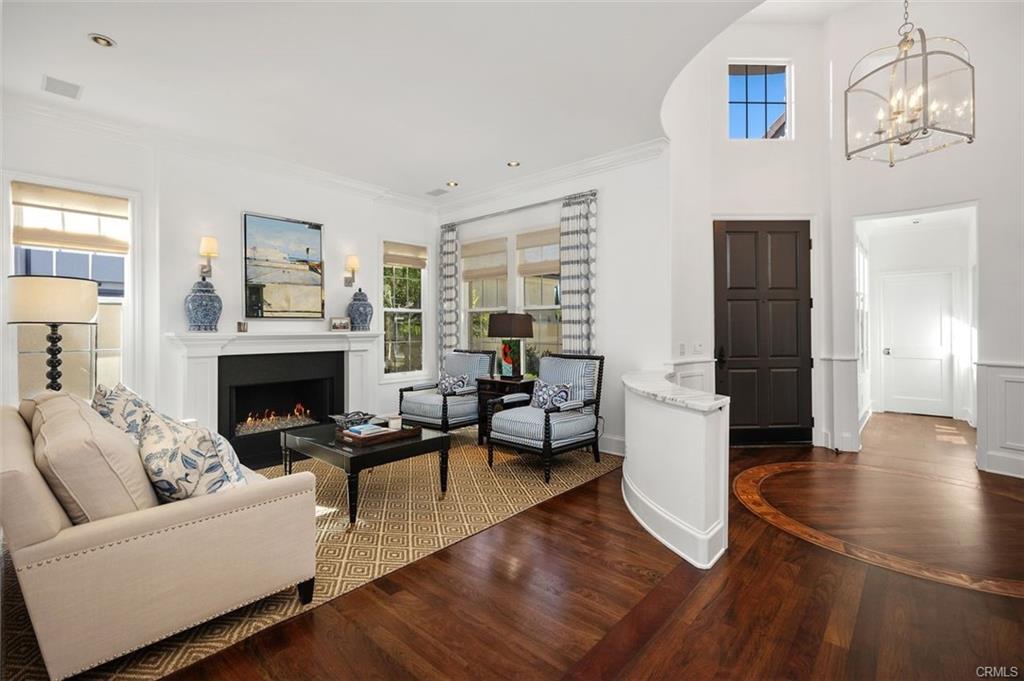3 Jarden — interior and exterior view 7