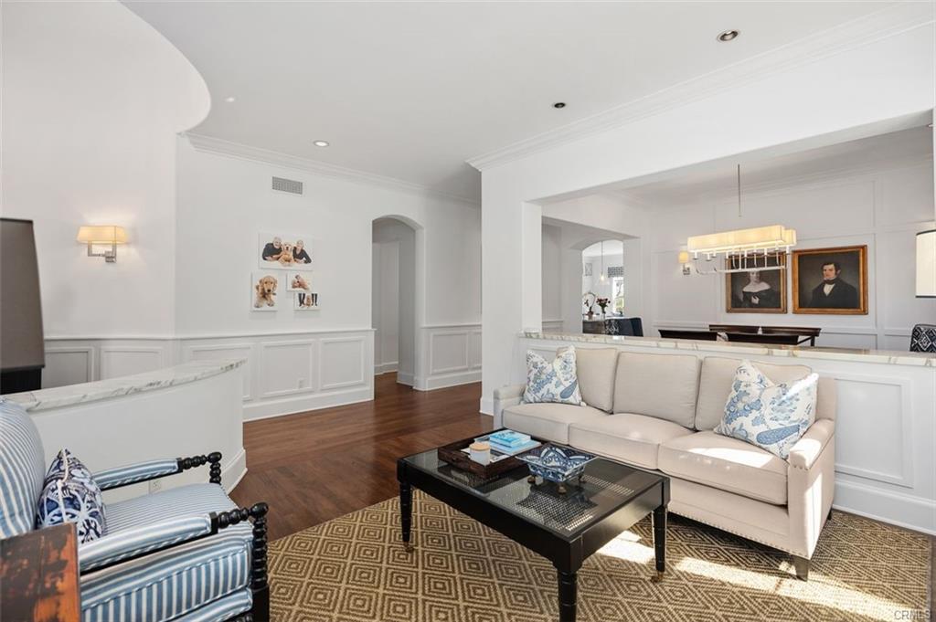 3 Jarden — interior and exterior view 8